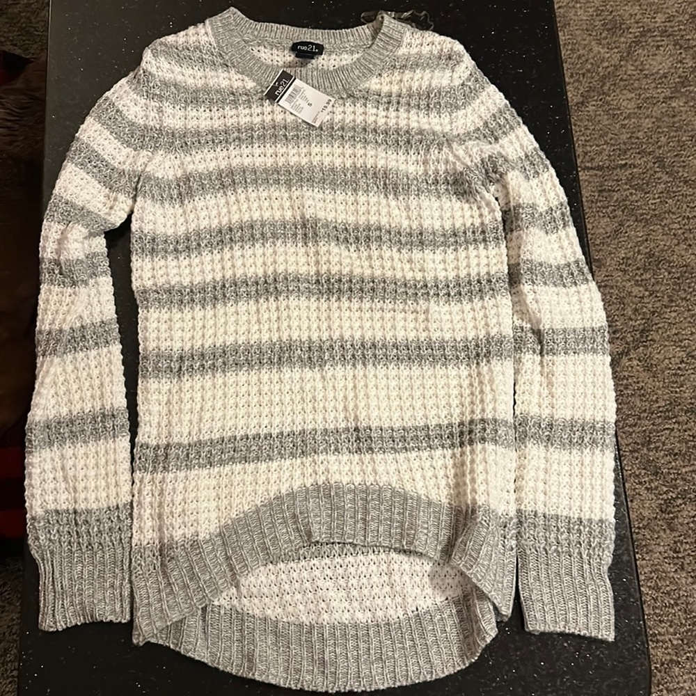 Rue21 knit sweater, size small
